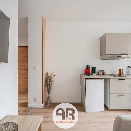 Le Petit Cocon - Proche Centre - Wifi Apartment